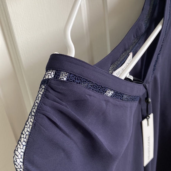 Heartloom navy blouse size medium. NWT - Picture 4 of 8